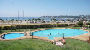 Oceanfront furnished in Dichato con Piscina